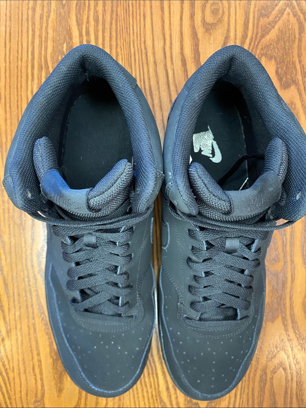 Nike Black High-Top Sneakers with Subtle Swoosh - Men’s Size 12 - Picture 4 of 9